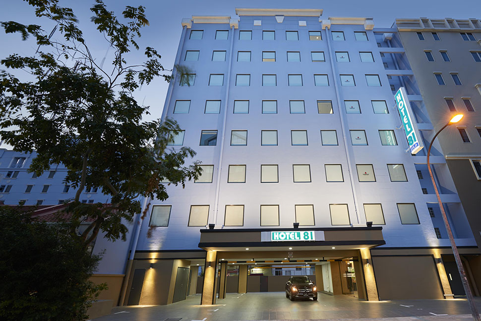 Hotel 81 Premier Star, Facade