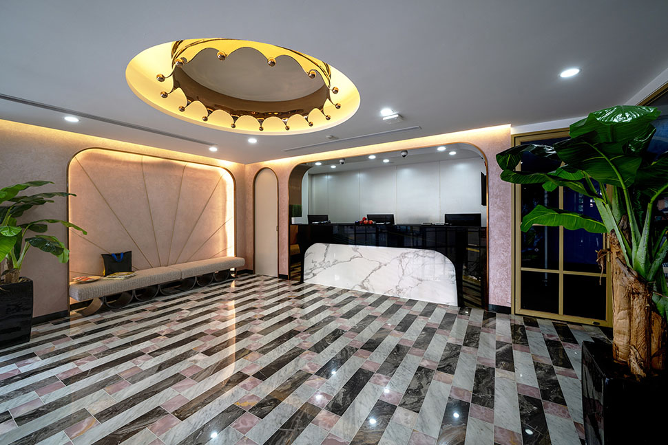 Hotel 81 Premier Star, Lobby